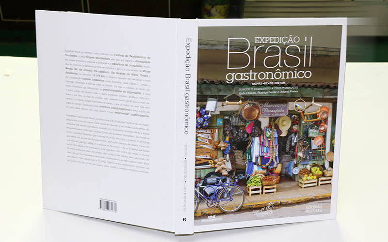 精裝書印刷,高檔精裝書印刷,國外旅遊精裝書印刷