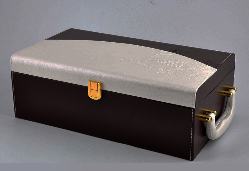 1516871470245754.jpg 高檔紅酒包裝盒.jpg